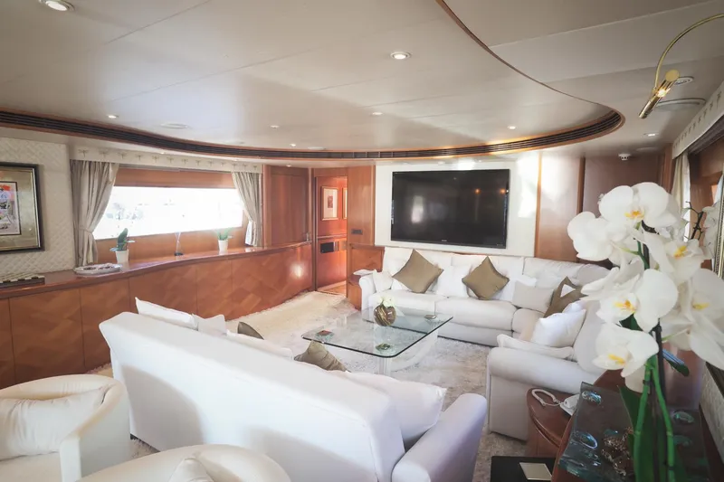 Lunasea Yacht Photos Pics 