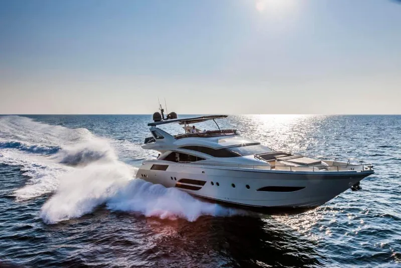 Dolly Yacht Photos Pics 