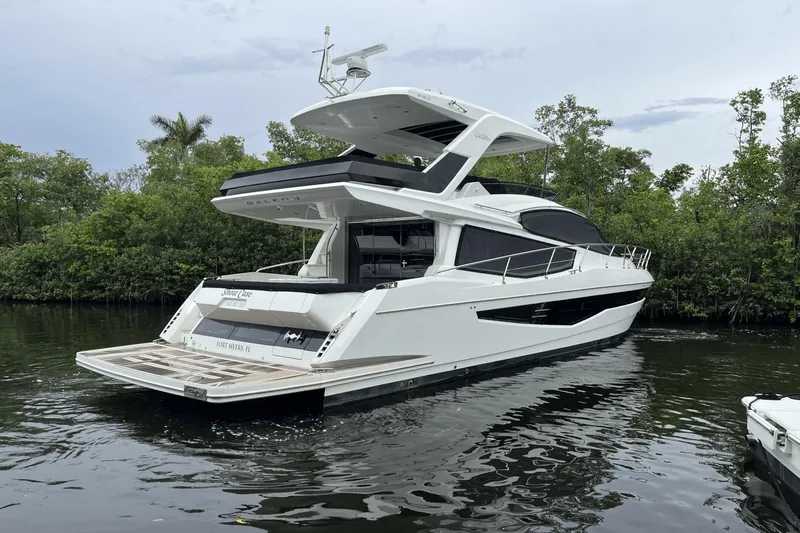  Yacht Photos Pics 