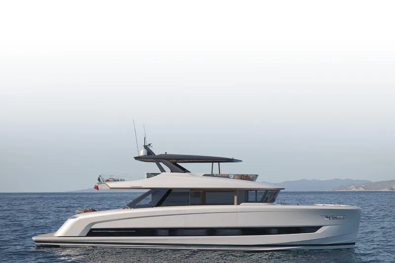  Yacht Photos Pics 2026 Solaris Power 70 Long Range yacht cruising on open sea.