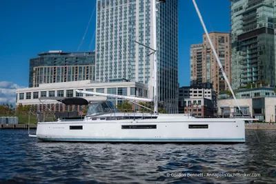 2022 Jeanneau Sun Odyssey 440