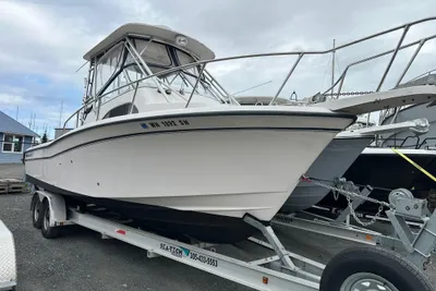 Grady-White Sailfish 282