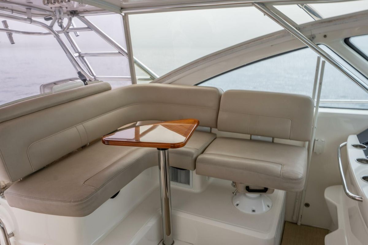 2015 Tiara Yachts 43 