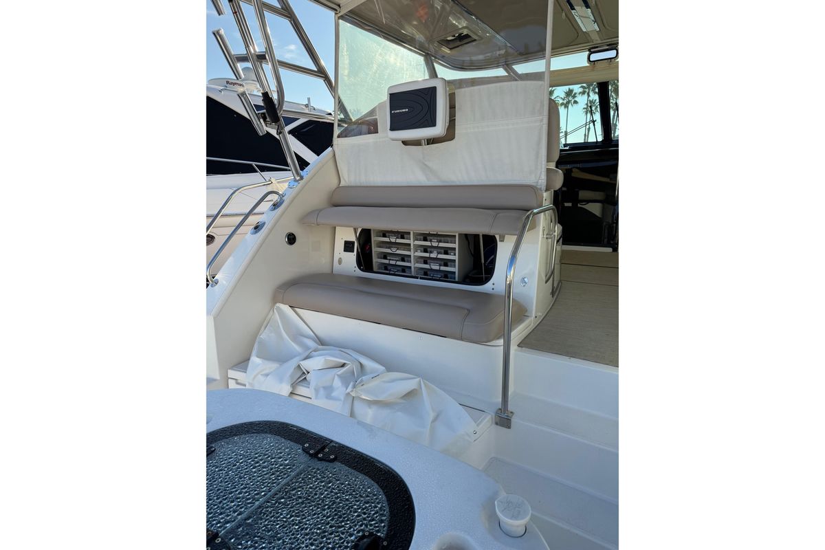 2015 Tiara Yachts 43 