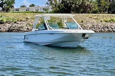Boston Whaler 270 Vantage