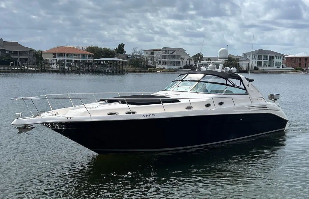 Sea Ray 450 Sundancer