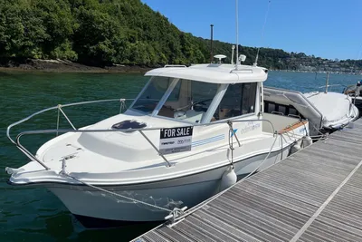 2005 Rodman 670