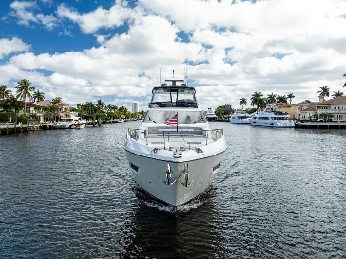 F780 #14 Yacht Photos Pics 