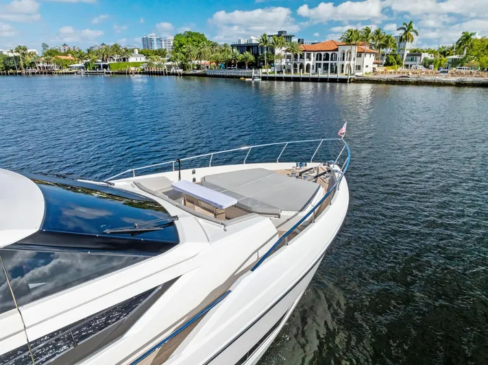 F780 #14 Yacht Photos Pics 