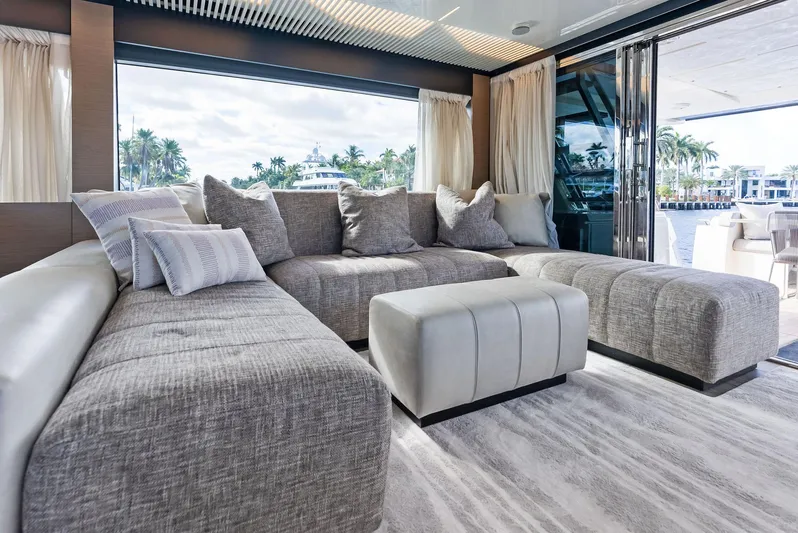 F780 #14 Yacht Photos Pics 