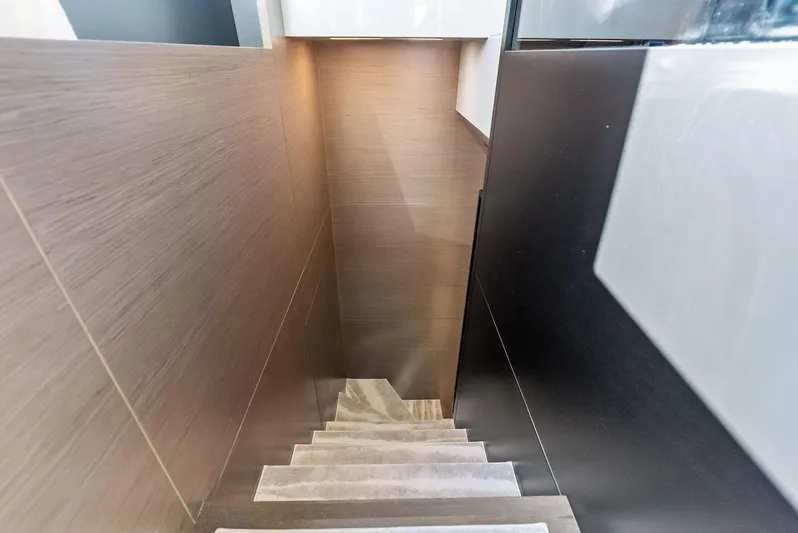 F780 #14 Yacht Photos Pics 