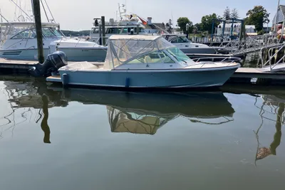 Hunt Yachts Harrier 26