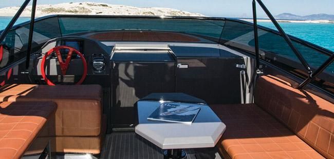 2015 Vanquish 42 
