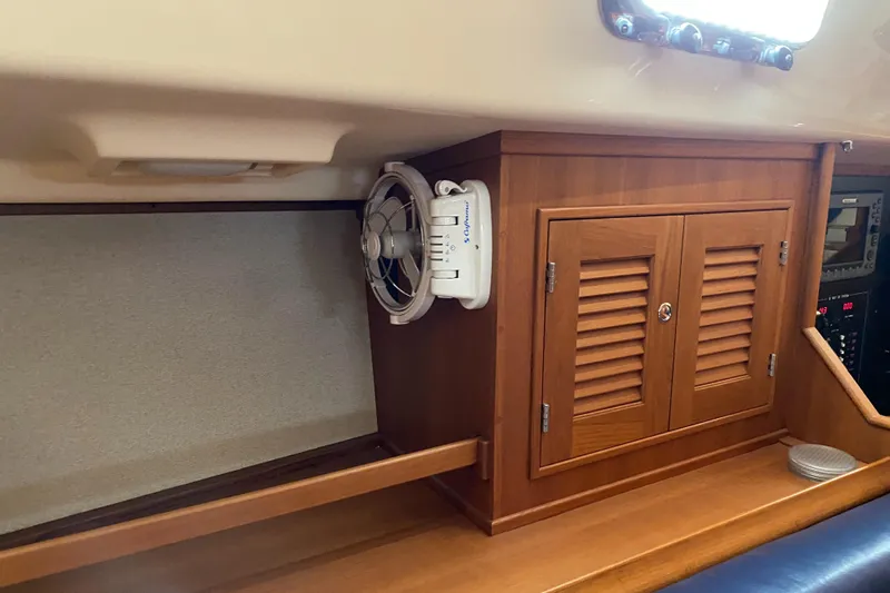 Focused Yacht Photos Pics 