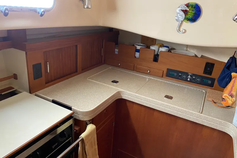 Focused Yacht Photos Pics 