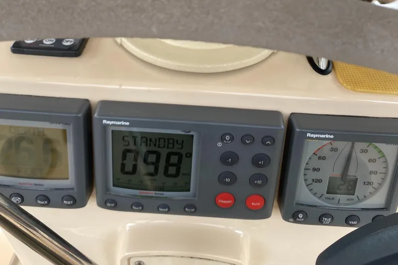 Focused Yacht Photos Pics 