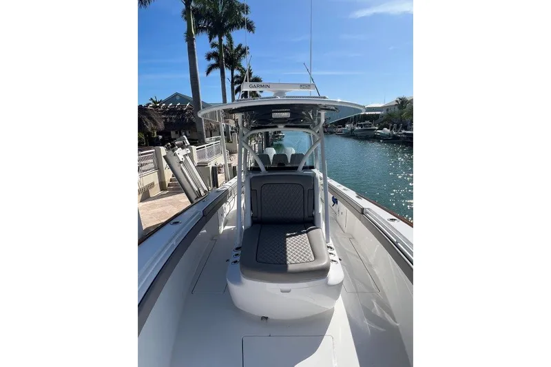 Just One More Yacht Photos Pics Vahalla 33 JUST ONE MORE - Exterior Forward Seating