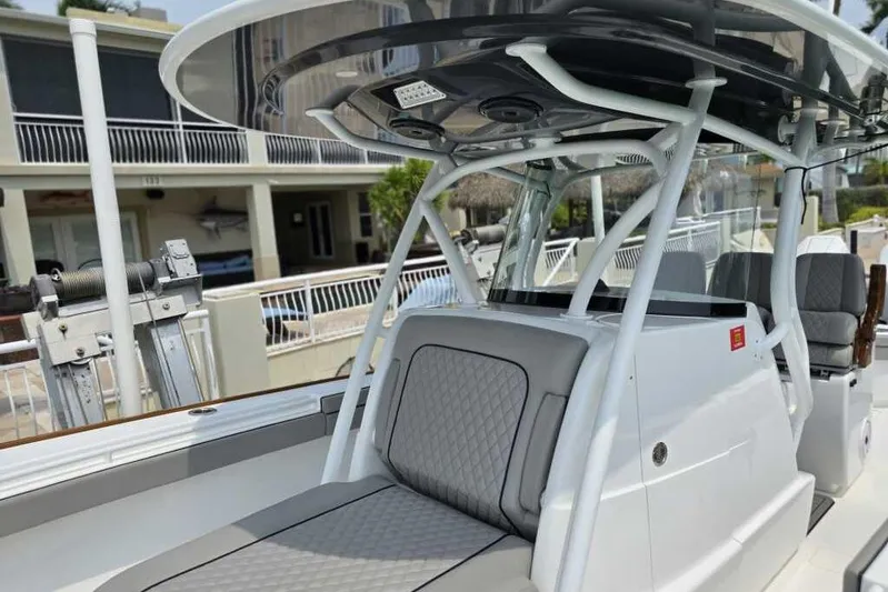 Just One More Yacht Photos Pics Vahalla 33 JUST ONE MORE - Exterior Forward Seating