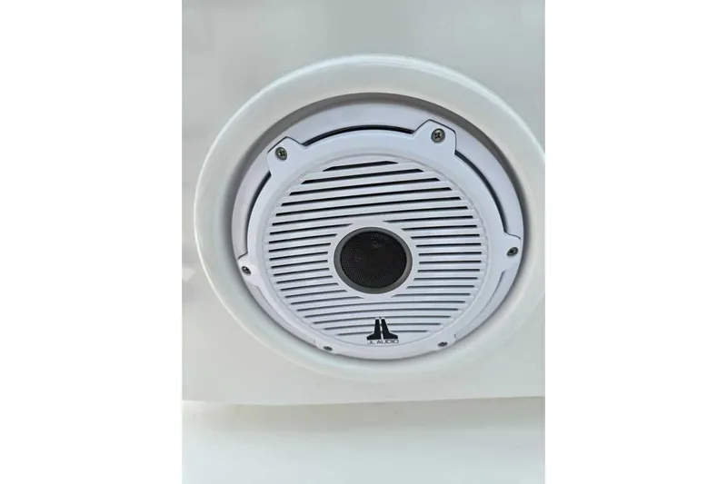 Just One More Yacht Photos Pics Vahalla 33 JUST ONE MORE - Speaker