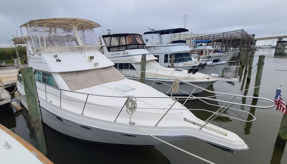 cruisers yachts 3950 for sale