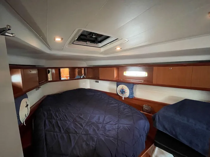 Quella Bella Yacht Photos Pics 