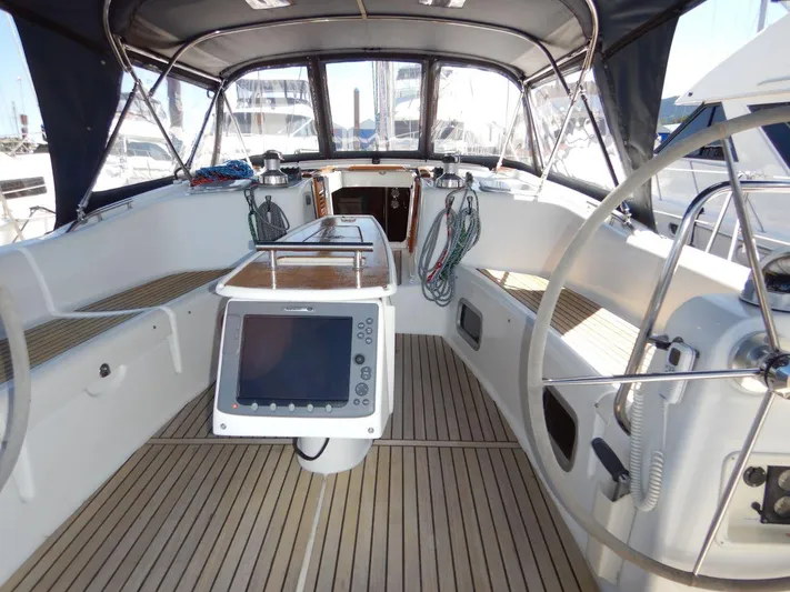 Quella Bella Yacht Photos Pics Raymarine Navionics