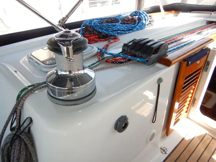Quella Bella Yacht Photos Pics Electric Winch