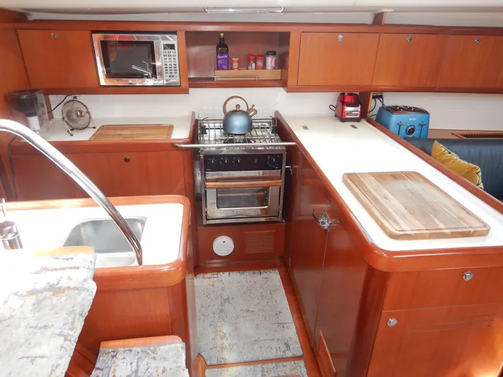 Quella Bella Yacht Photos Pics Port Galley