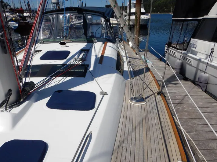 Quella Bella Yacht Photos Pics Port Side Deck