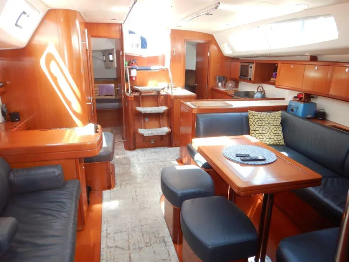 Quella Bella Yacht Photos Pics View Aft from Primary