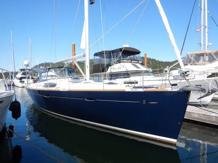 Quella Bella Yacht Photos Pics Awlgrip Paint