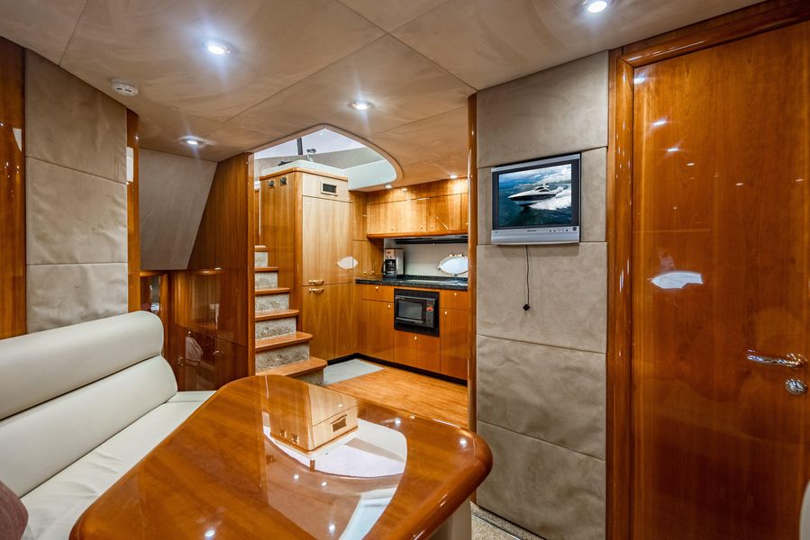 2007 Sunseeker Predator 62