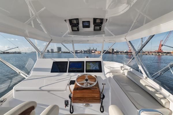 2018 Hatteras 54 