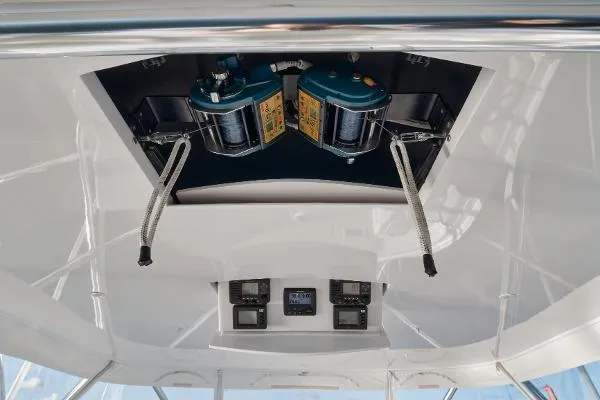  Yacht Photos Pics 54' Hatteras GT54 -