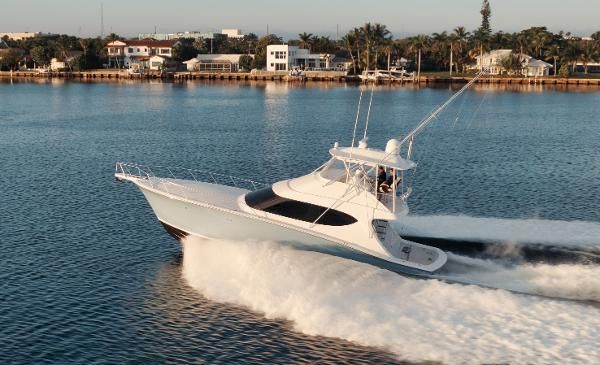 2018 Hatteras 54 