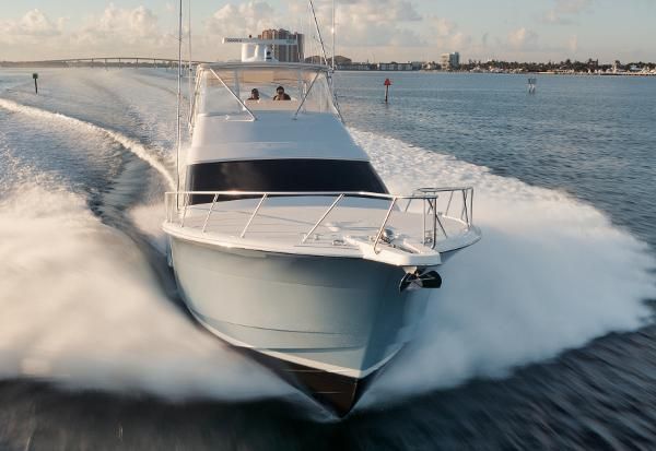 2018 Hatteras 54 