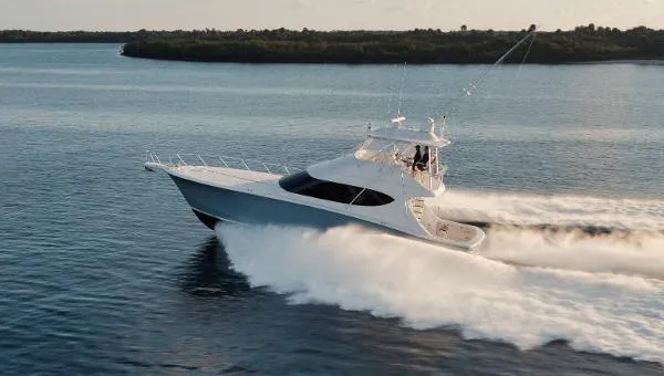  Yacht Photos Pics 54' Hatteras GT54 - Profile