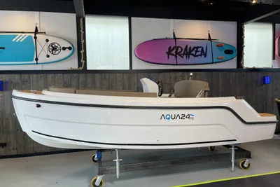 2022 Aqua 515