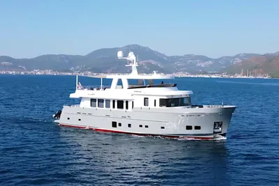 Mural Yachts 85