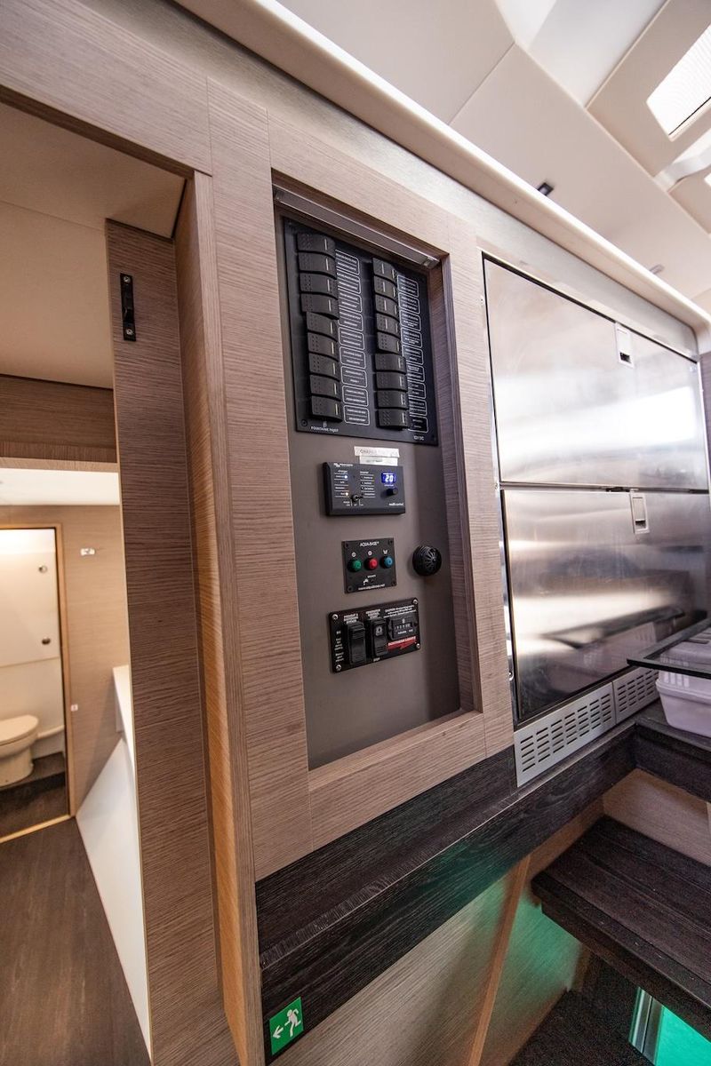 2023 Fountaine Pajot 47