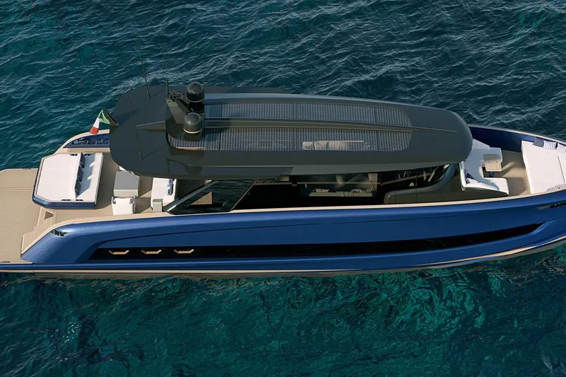  Yacht Photos Pics 2026 Solaris Power 70 GRAND COUPE yacht on clear blue water, top view.