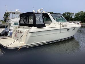 Tiara Yachts 3500 Express