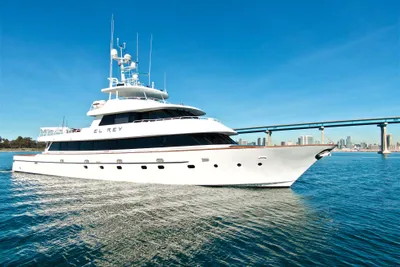 Motor Yacht Deep Sea Marine