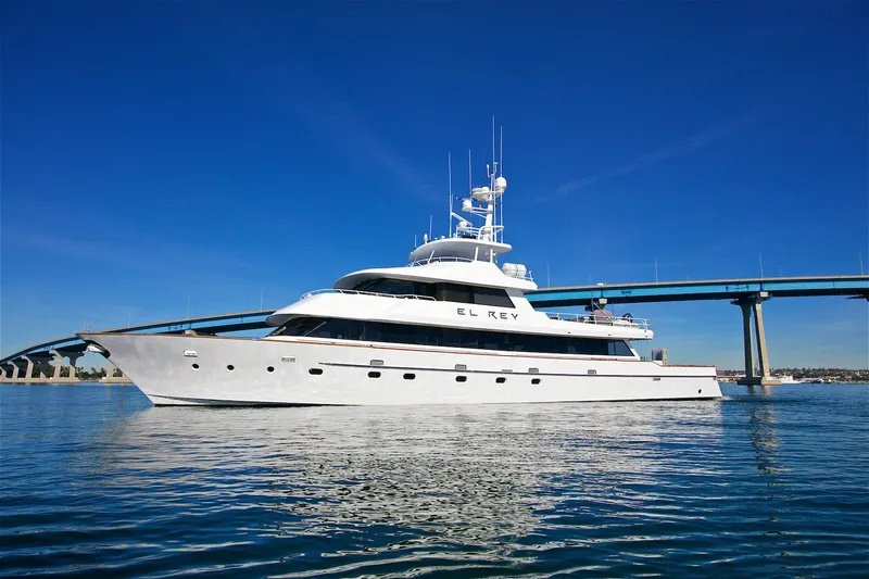 El Rey Yacht Photos Pics 