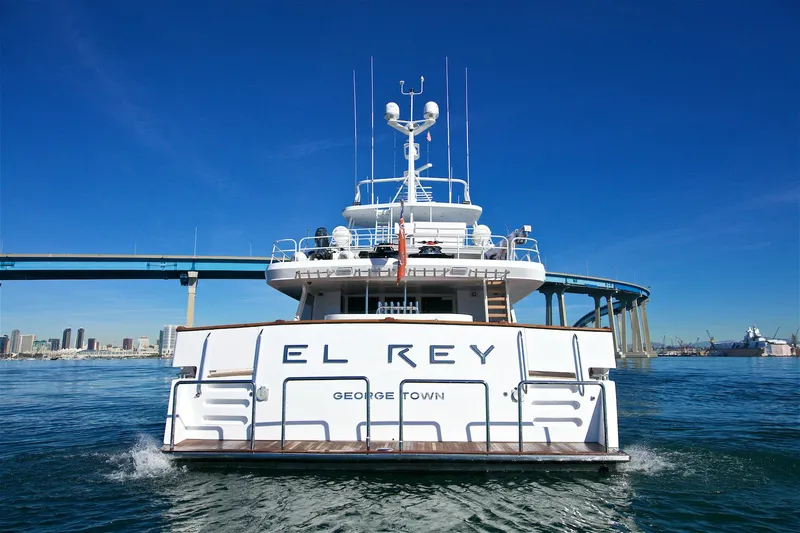 El Rey Yacht Photos Pics 