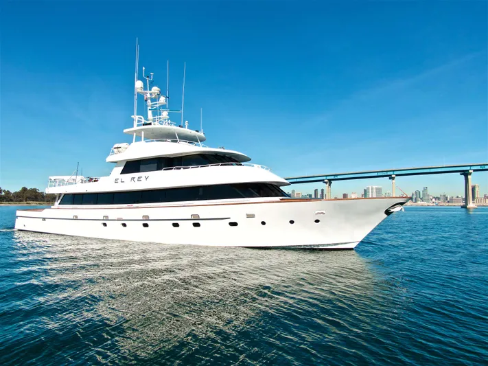 El Rey Yacht Photos Pics 