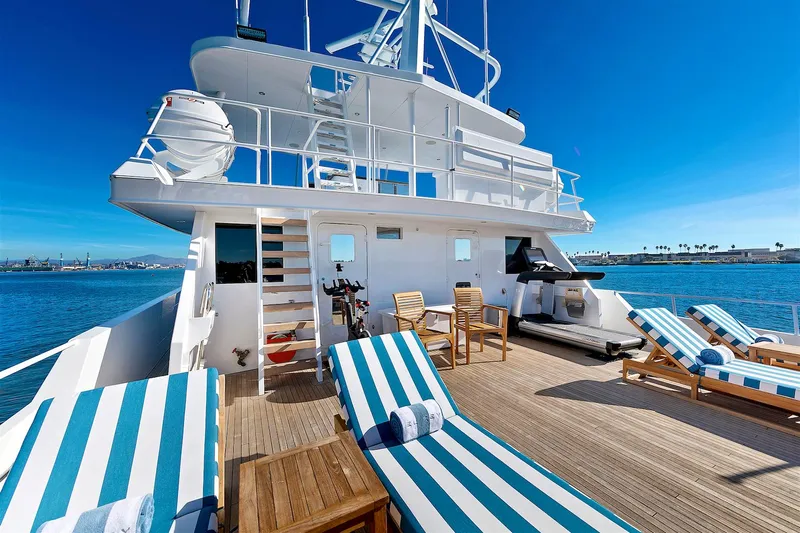 El Rey Yacht Photos Pics 