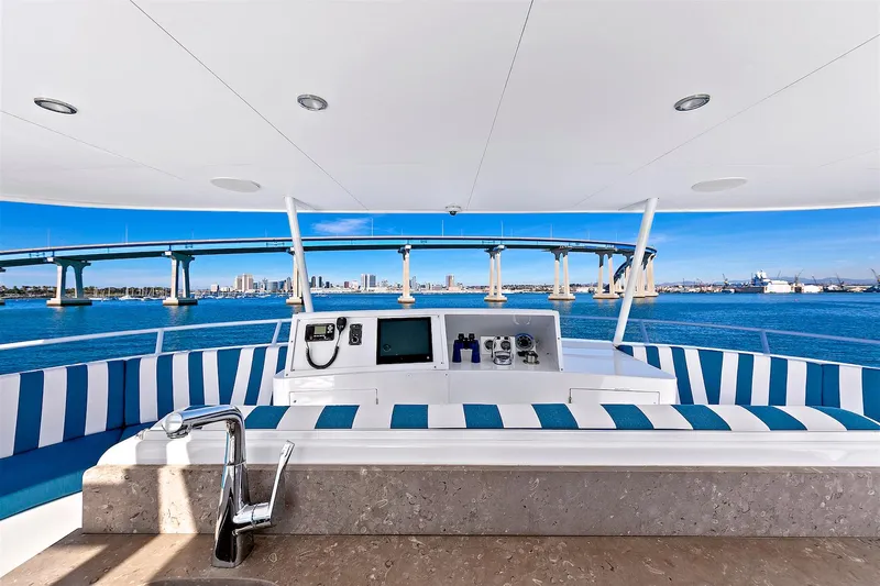 El Rey Yacht Photos Pics 