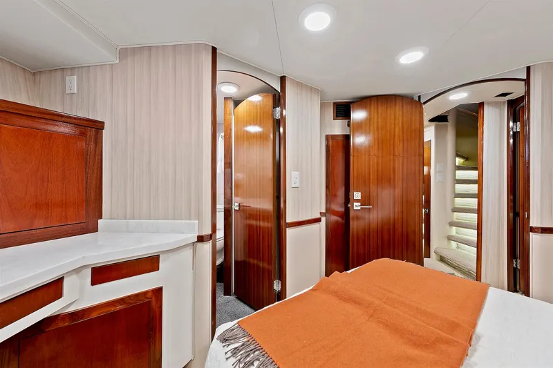 El Rey Yacht Photos Pics 