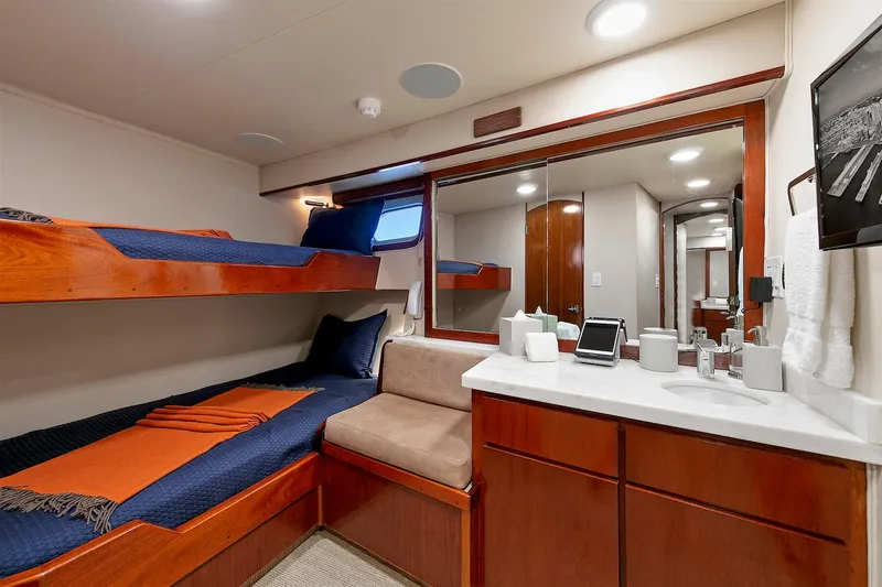 El Rey Yacht Photos Pics 